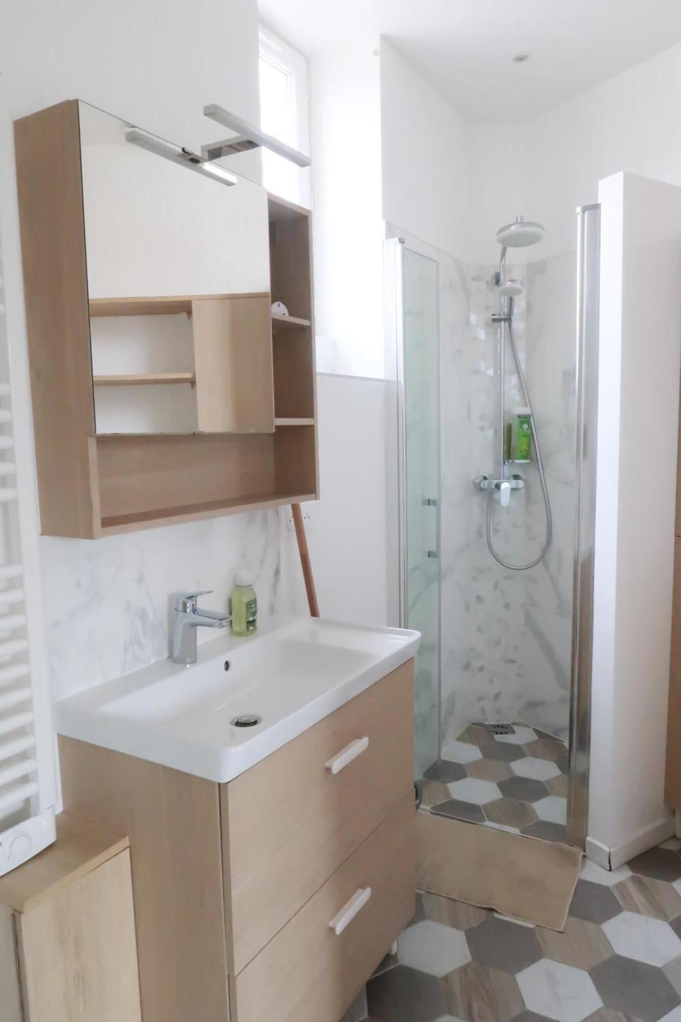 Spacious Near Eiffel Grenelle F2 *